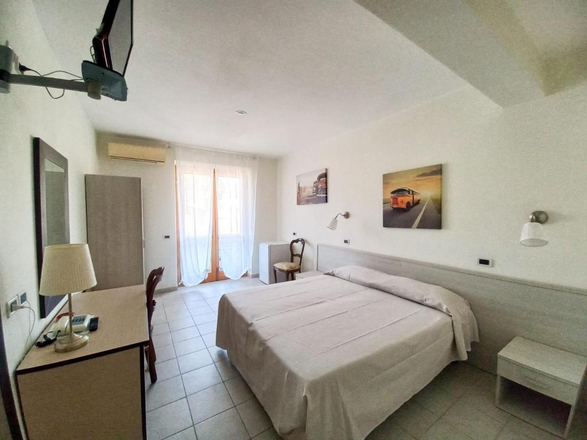 Residence Hotel Villa Mare Portoferraio Esterno foto