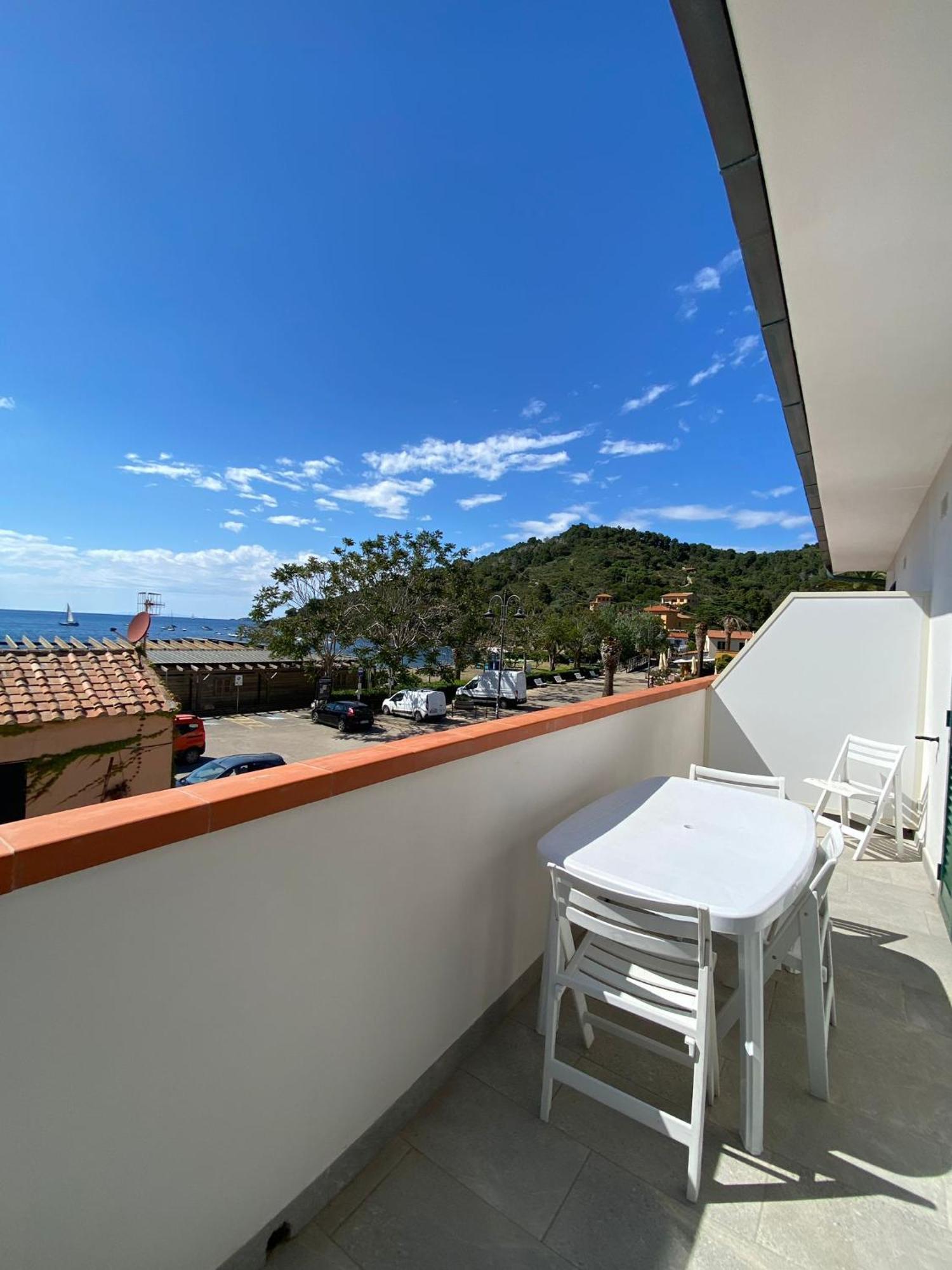 Residence Hotel Villa Mare Portoferraio Esterno foto