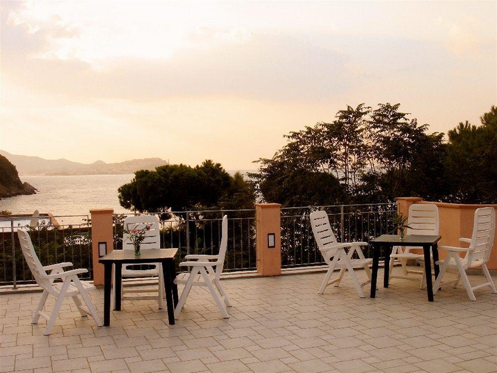 Residence Hotel Villa Mare Portoferraio Esterno foto