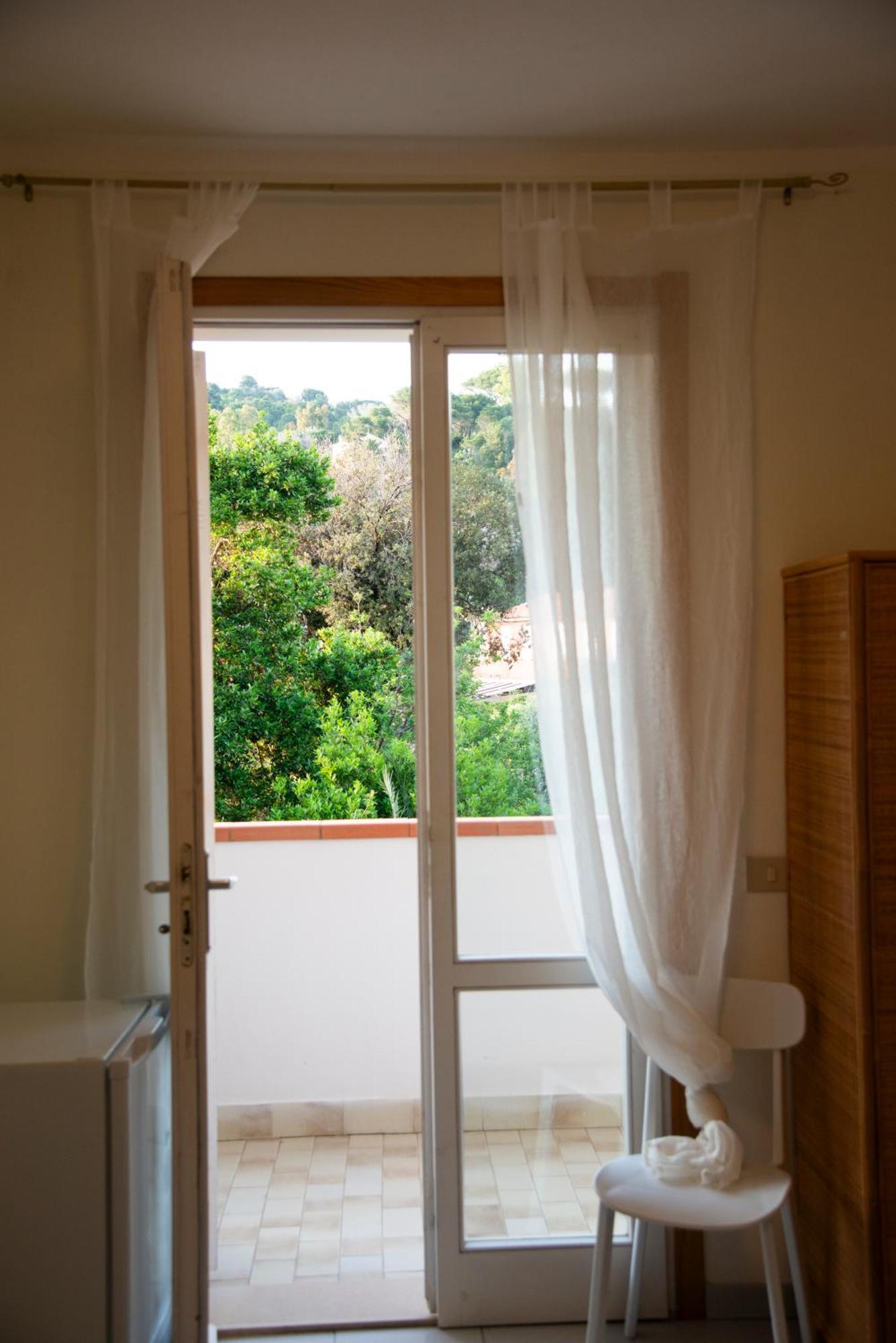 Residence Hotel Villa Mare Portoferraio Esterno foto