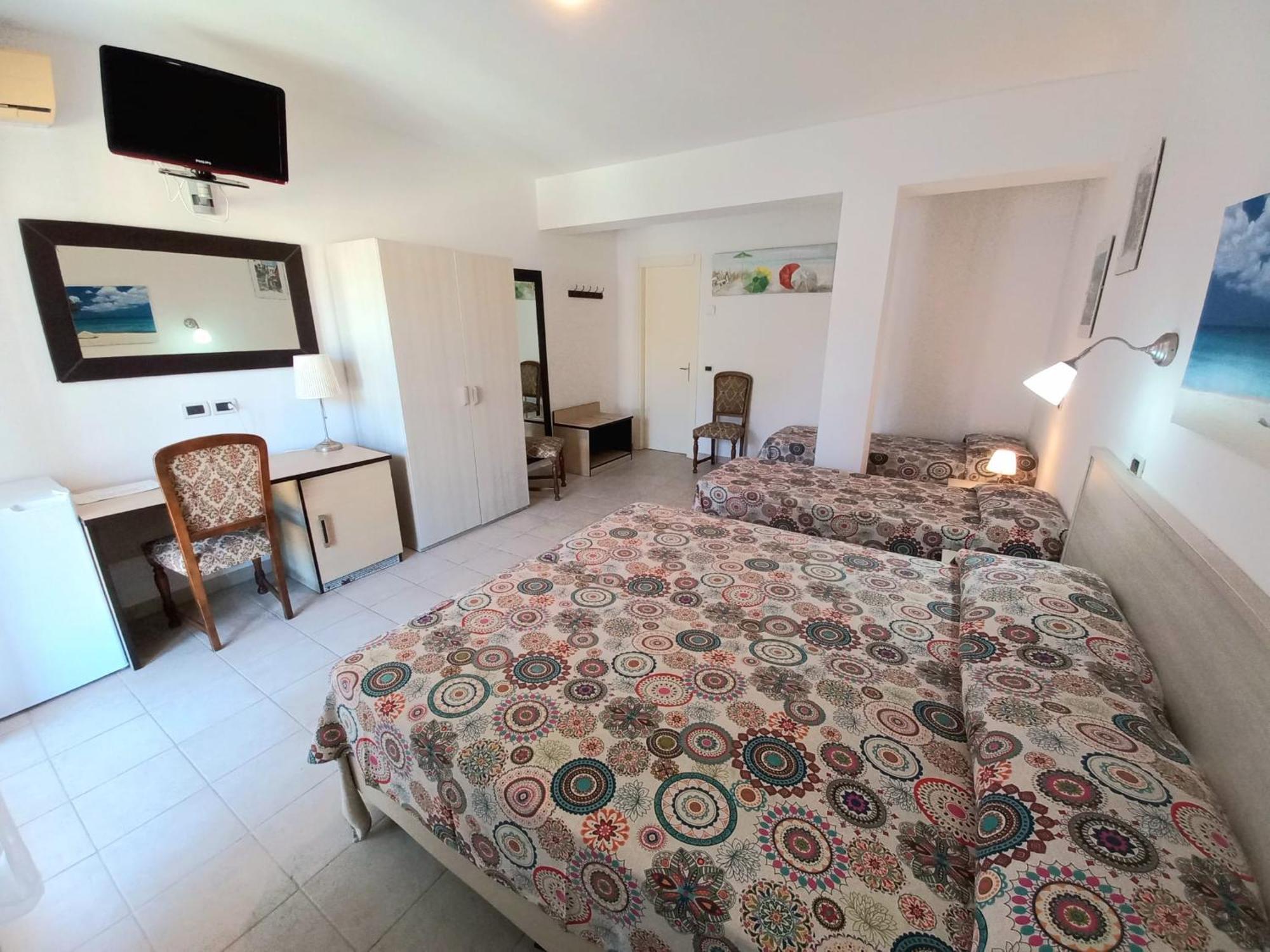 Residence Hotel Villa Mare Portoferraio Esterno foto