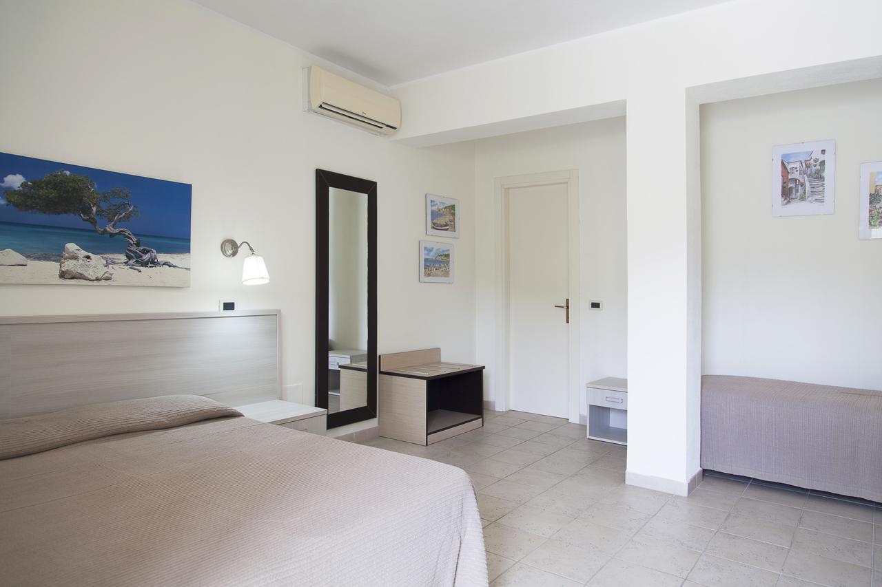Residence Hotel Villa Mare Portoferraio Esterno foto