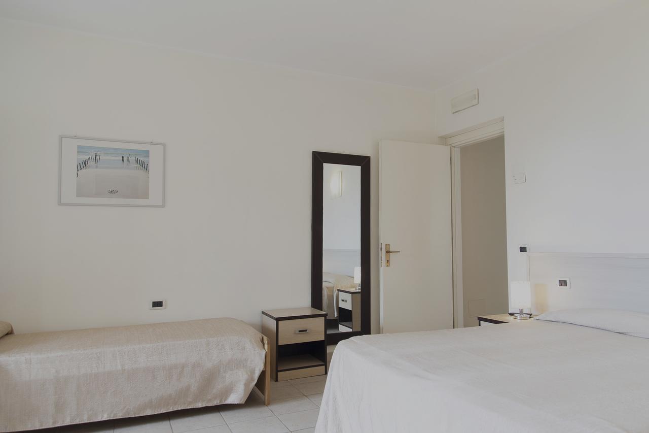 Residence Hotel Villa Mare Portoferraio Esterno foto