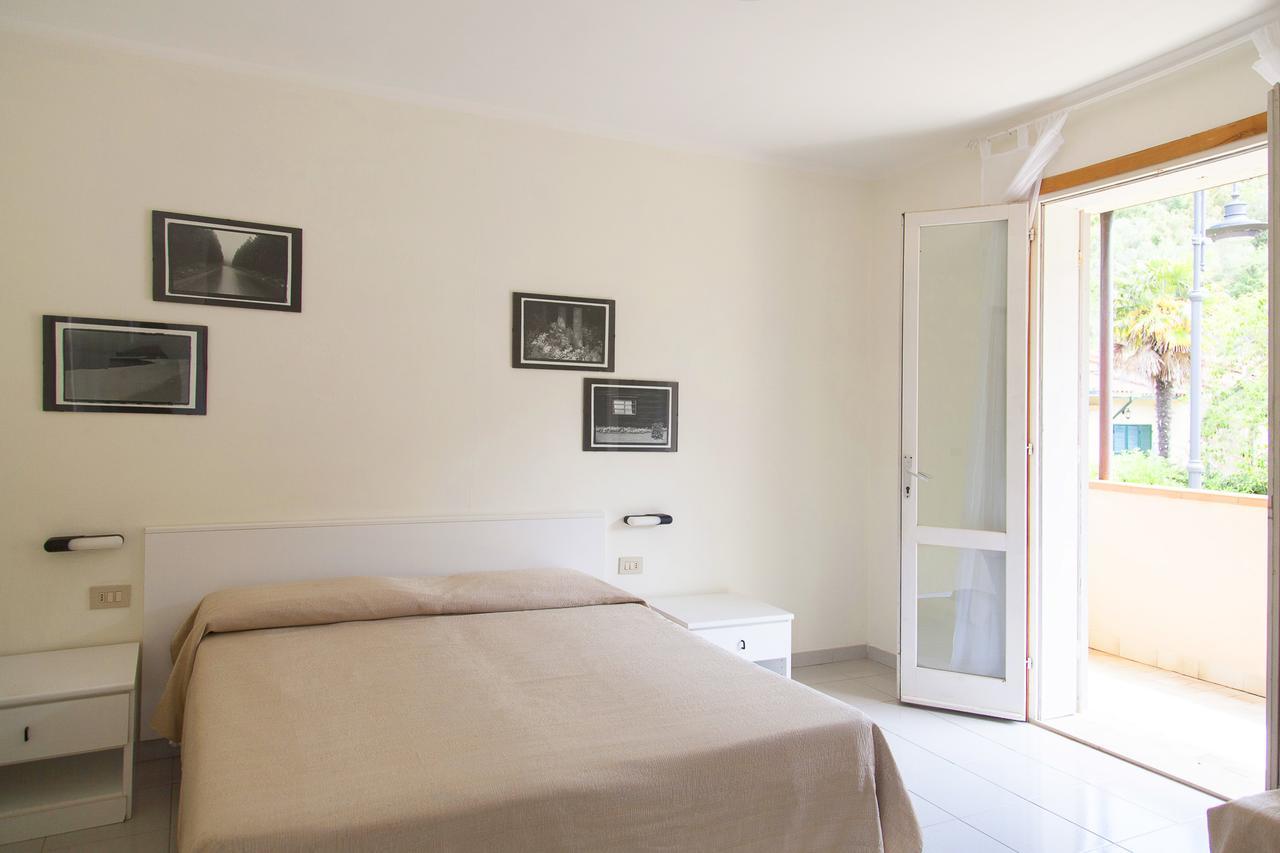 Residence Hotel Villa Mare Portoferraio Esterno foto