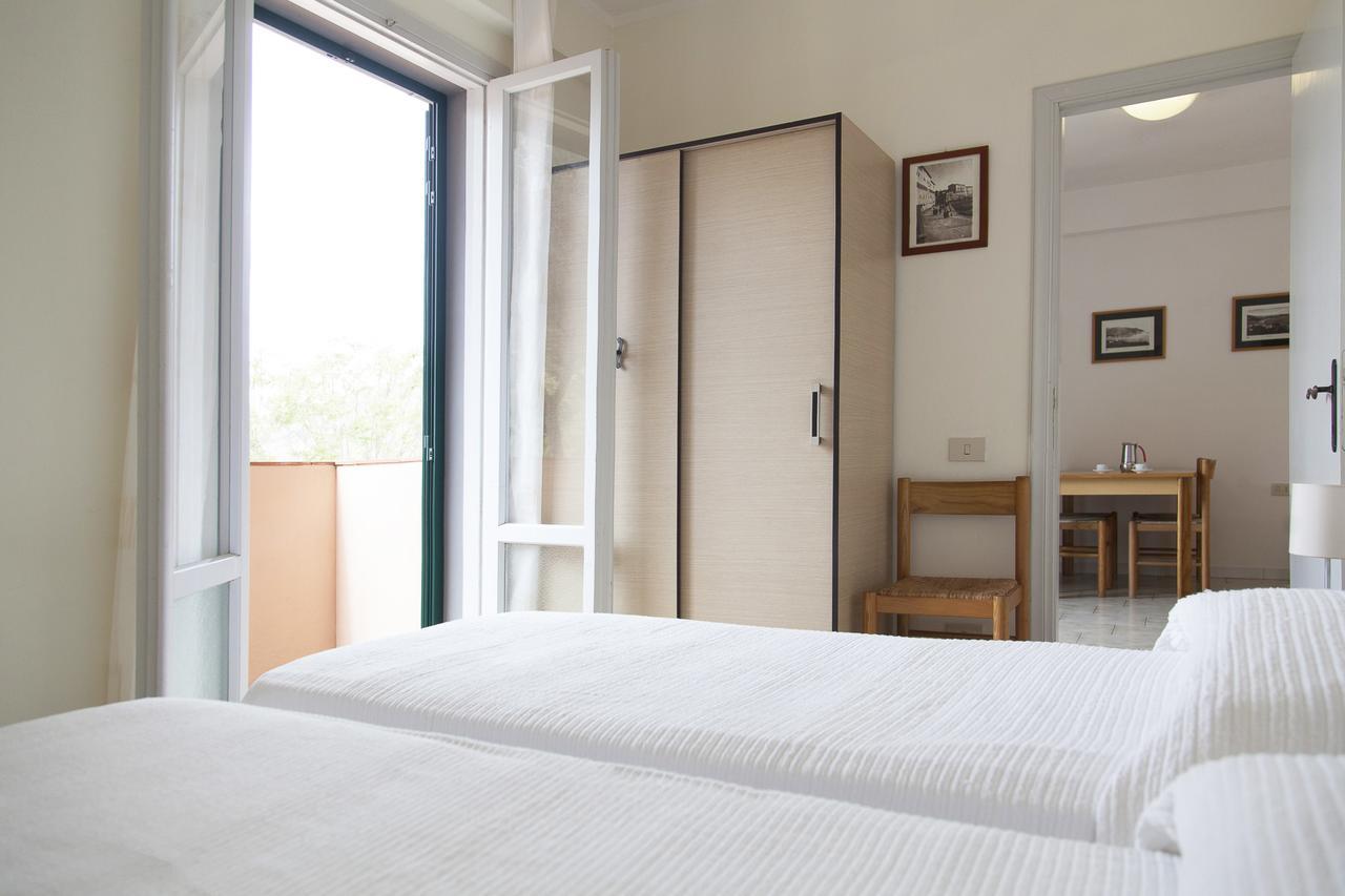 Residence Hotel Villa Mare Portoferraio Esterno foto