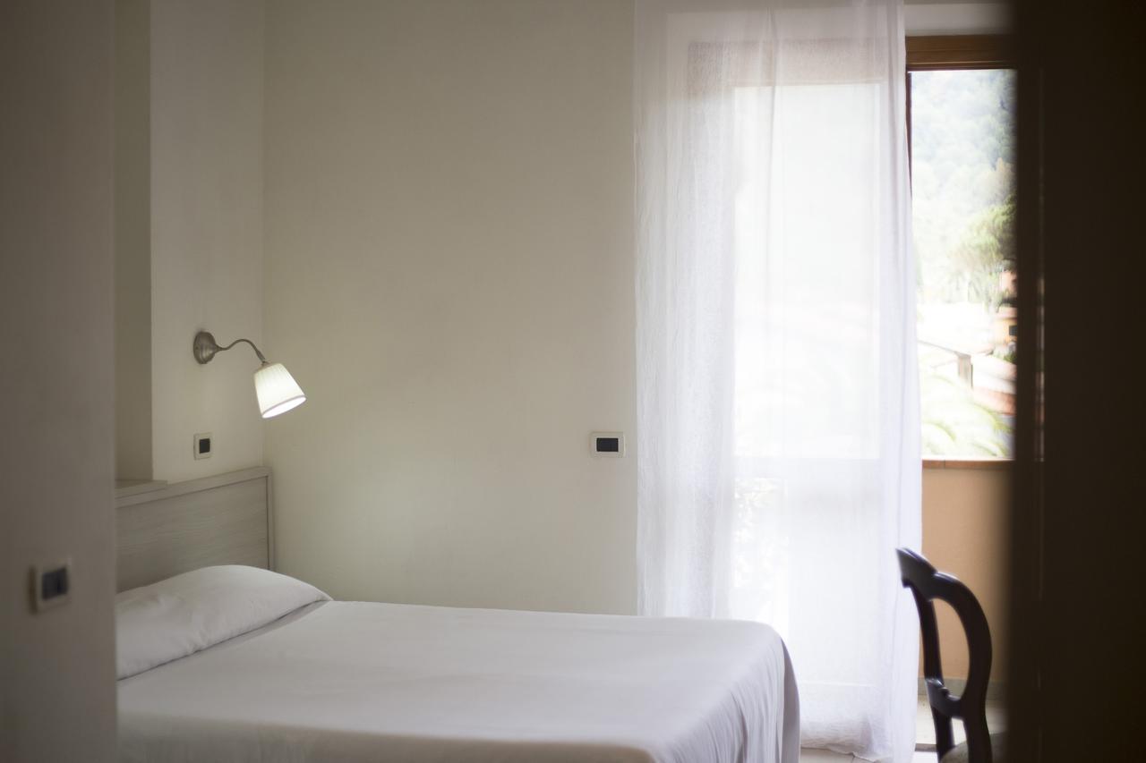Residence Hotel Villa Mare Portoferraio Esterno foto