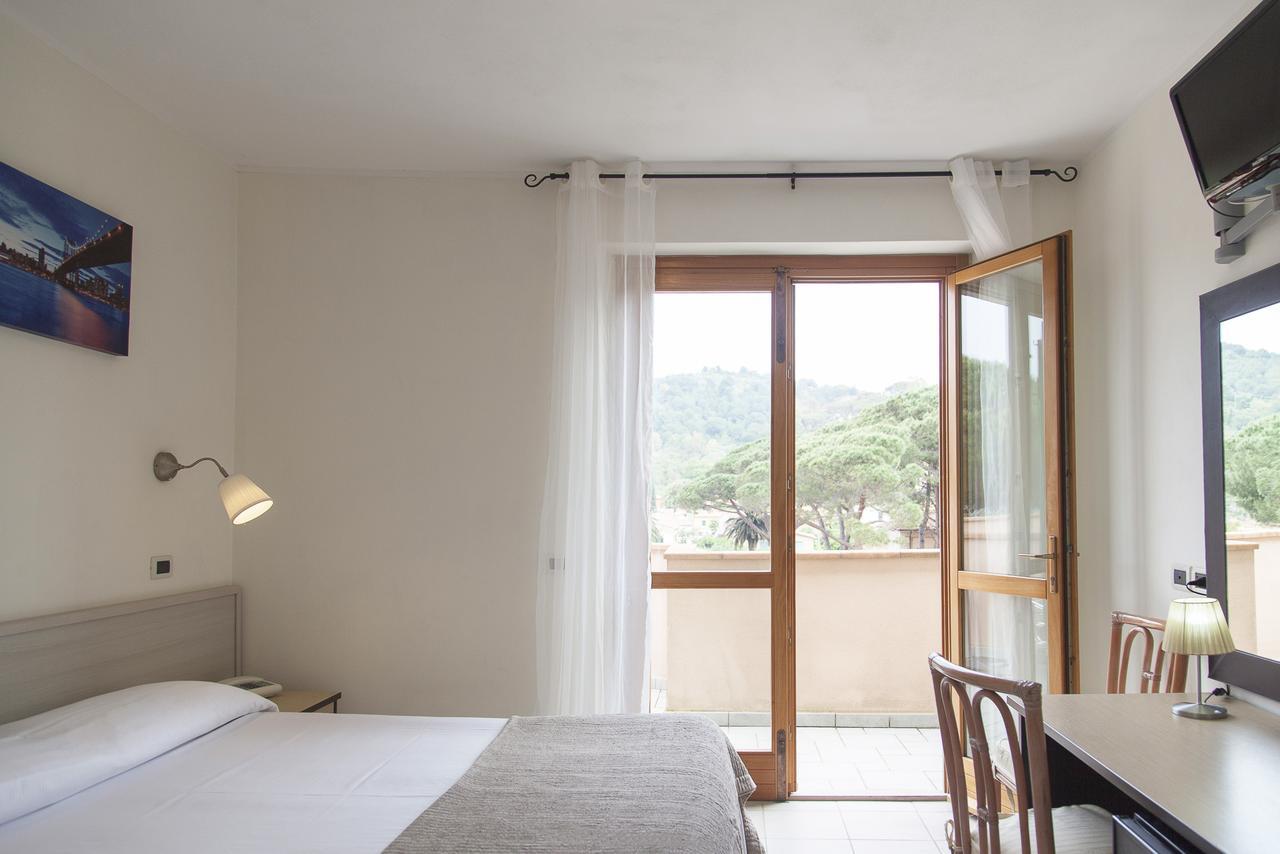 Residence Hotel Villa Mare Portoferraio Esterno foto